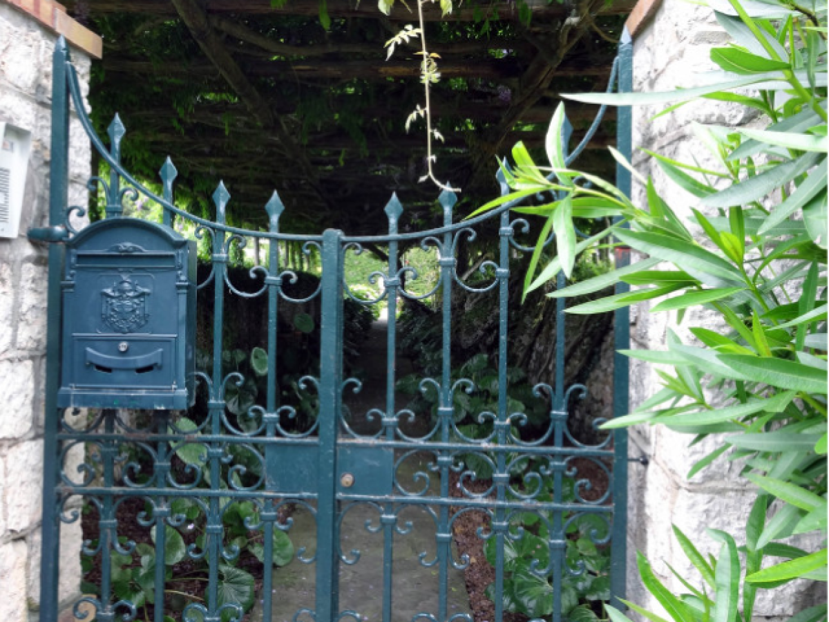 Gate in Capri