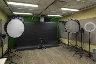 DMC video studio B42E